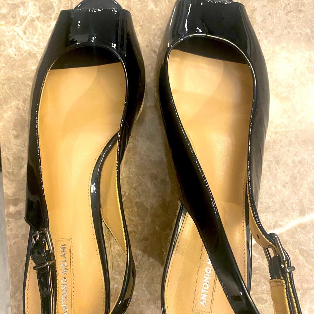 black patent leather wedge sz 9 1/2M